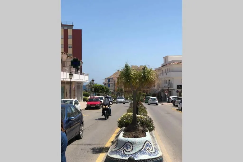Villa Matilde Modern 2 Bedroom Apartment Close To Beach San Luis de Sabinillas
